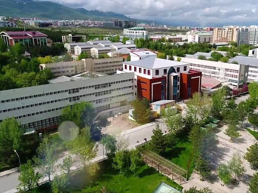 دانشگاه آتاتورک